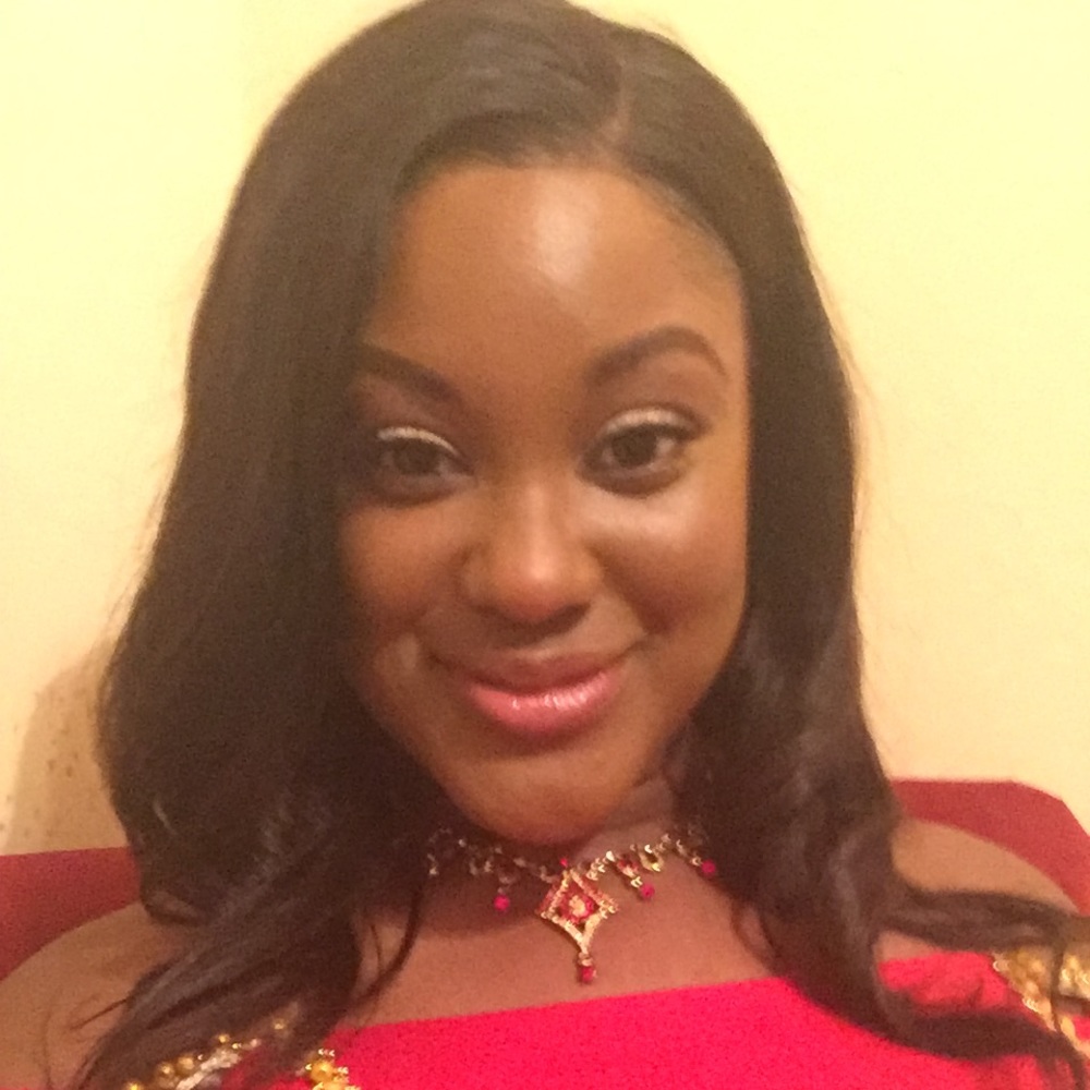 Meet your Posher, Akua